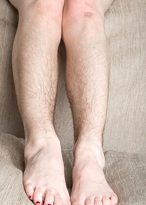 Wearehairy Camille Massive Legs Snapshot