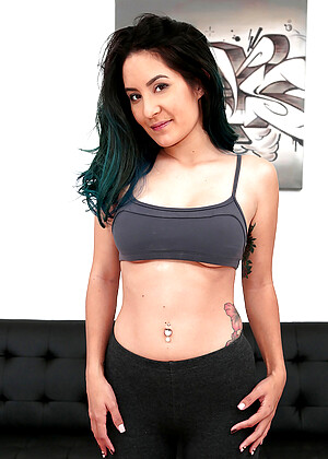 8th Street Latinas Aria Jade Freedownload Big Tits Details jpg 3