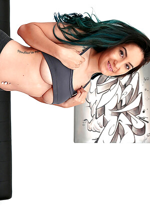 8th Street Latinas Aria Jade Freedownload Big Tits Details jpg 7