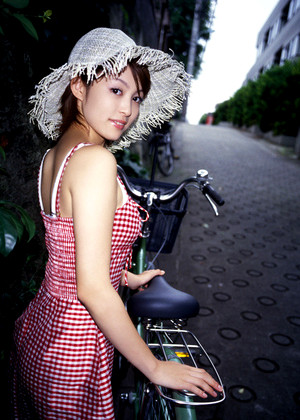 Mayuko Iwasa jpg 13