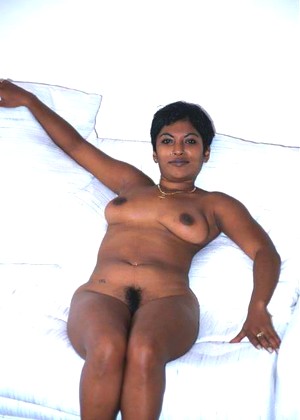 Allhotindians Model jpg 6