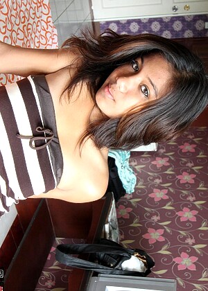 Asian Sex Diary Carren Xxxswathi Amateur Wood jpg 4