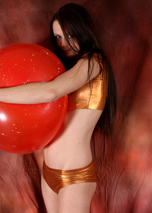 popular pornstar pichunter b Balloonsluts Model pornpics (3)