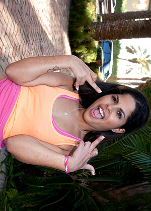 Bangbros Network Jasmine Blaze Www1x Outdoor Pantai jpg 13