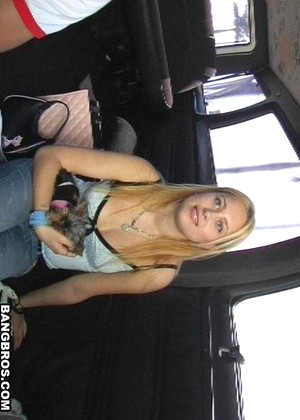 Bang Bus Bangbus Model Friendly Tricked Mobilepicture jpg 15