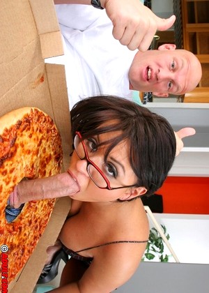 Big Sausage Pizza Bigsausagepizza Model Insane Cumshots Snapchat jpg 7
