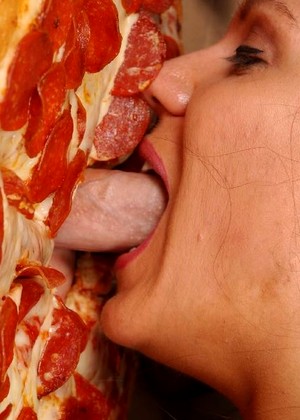 Big Sausage Pizza Elle Cee Thursday Cum In Mouth Free Access jpg 9