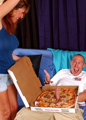 Big Sausage Pizza Rachel Ura Pizza Hardcore Sex Tweet jpg 8
