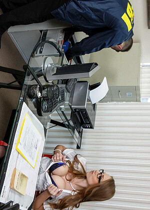 Big Tits At Work Shawna Lenee Santa Blonde Gaer Photu jpg 14