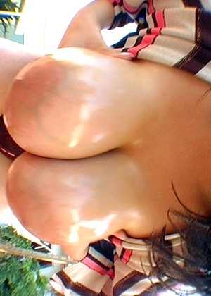 Bigtitsroundasses Model jpg 11