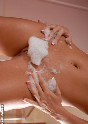 Bubbly Massage Mikayla Gorgeous Brunette Profile jpg 14