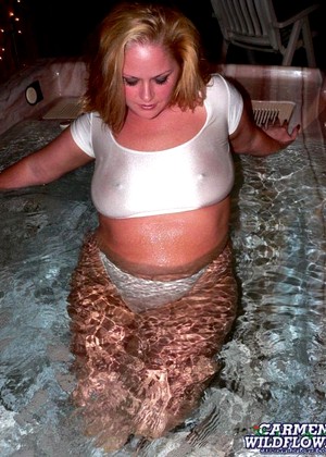  tag pichunter  Vagina In Water pornpics (1)