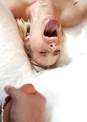 Anikka Albrite jpg 8