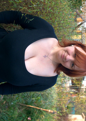 Divinebreasts Model jpg 6