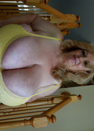 Divine Breasts Divinebreasts Model Unforgettable Fat Ass Film jpg 13