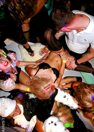 Drunk Sex Orgy Bibi Fox Sharka Blue Crystalis Veronica Diamond Adel Sunshine Carmen Croft Newest Kissing Mobile Download jpg 3