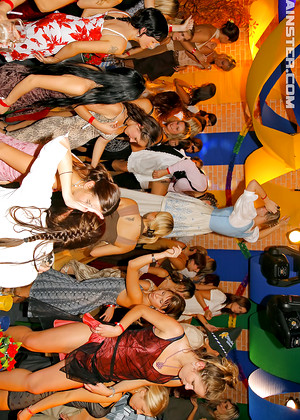 Drunk Sex Orgy Celine Noiret Gina Killmer Francesca Felucci Victoria Rose Sharka Blue Rachel Evans Pepper Sara Streaming Kissing Sweety jpg 1