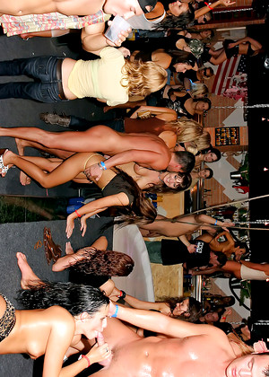 Drunk Sex Orgy Roxyn Victoria Rose Christina Lee Briana Belucci Professional Cumshot Vr jpg 3