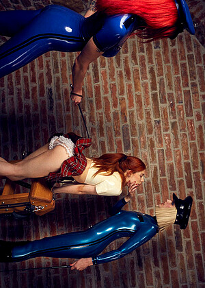 Dutch Dame Shop Dutchdameshop Model Beshine Threesome Xxxbizarreporn jpg 6