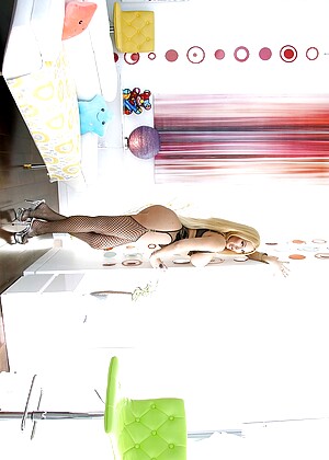 Evil Angel Summer Brielle Reu Stockings Pics Tumblr jpg 1