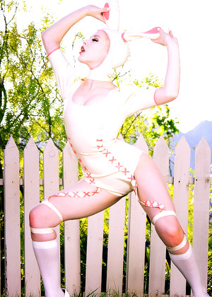 Forever Vamp Mosh Anonymous Striptease Mag jpg 15