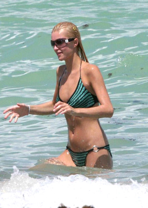 Paris Hilton jpg 16