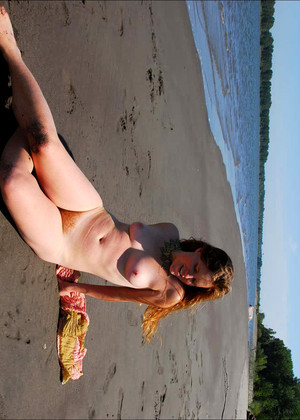 popular tag pichunter n Nude Beach Redhead pornpics (1)