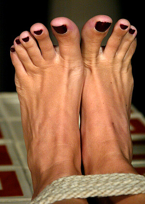 Hogtied Christina Carter Dana Dearmond Dee Williams Lew Rubens Porn Woman Feet Kink Xxx jpg 18