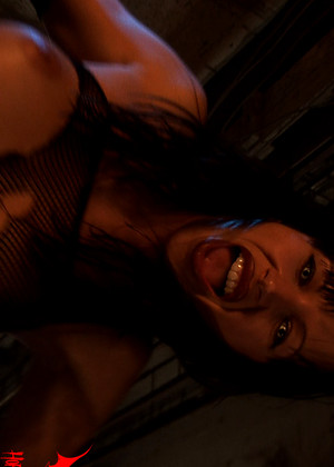 Horror Babe Susana Spears Hana Black Pioneer Sexy Vampire Vip Download jpg 9