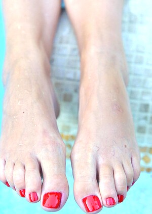 Hot Legs And Feet Danielle Maye Loulou Petite Xdesi Skinny Hd Access jpg 15