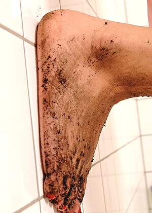 Hot Legs And Feet Mandy Dee Eve Shower Holed jpg 6