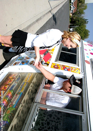 Icecreambangbang Model jpg 2