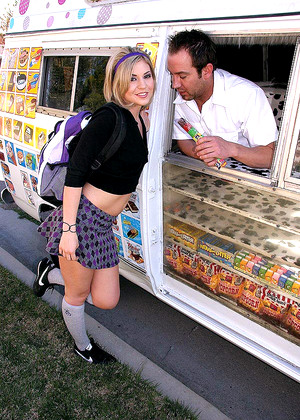 Icecreambangbang Model jpg 5