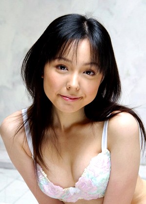 Yui Hasumi jpg 15