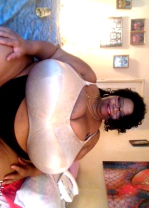 Imlive Norma Stitz Casual Chubby Mobilepicture jpg 12