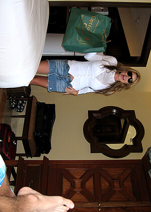 Kelly Madison Kellymadison Model Girlies Milf Girlsfinishingthejob jpg 10