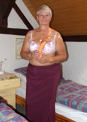 Mature Nl Gisela Vod Mature Cumfiesta jpg 14