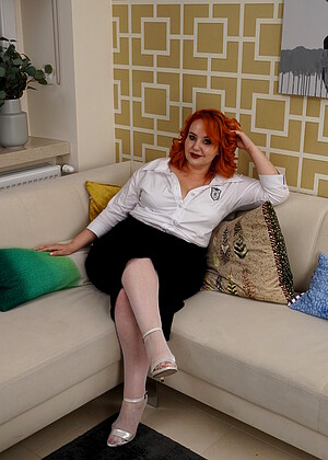 Mature Nl Katrin Porto Selvaggia Facesitting Redhead Lexy jpg 3
