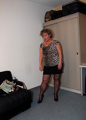 Mature Nl Nancy Q Gif Housewife Babetoday jpg 13