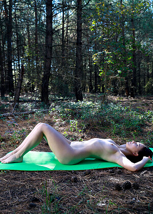 Met Art Polly Pure Akira Naked Outdoors Smoking Preggo jpg 8