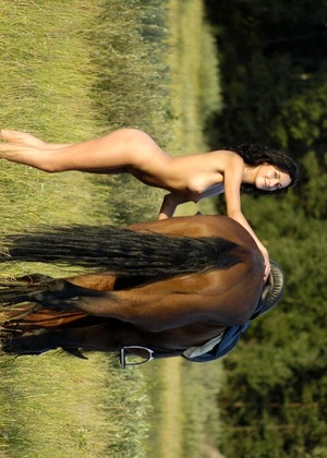 Naked Horse Riding Nakedhorseriding Model Great Small Tits Xxx Version jpg 4