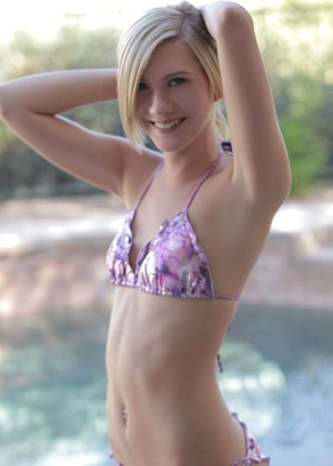 Nubile Films Chloe Brooke Awesome Bikini Mobile Vids jpg 7