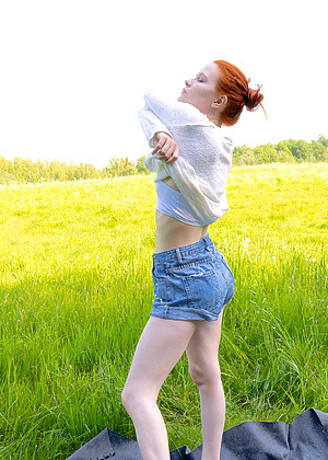 Nubiles Fox Eva Squrting Redhead Angel Summer jpg 12
