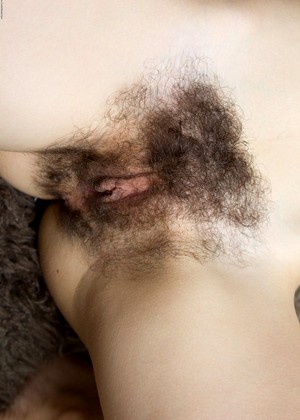 Nude And Hairy Roe Unlocked Unshaved Porn Photos jpg 14