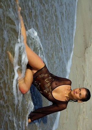 Nudebeachdreams Model jpg 8