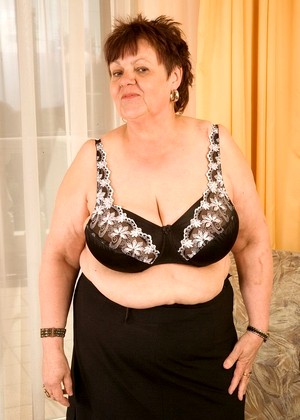 Olderwomanfun Model jpg 6