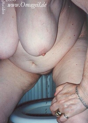 Oma Geil Oma Geil Horny Tits Wrinkled Granny Faq jpg 1