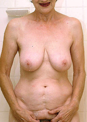popular tag pichunter  Tits Wrinkled Granny pornpics (1)