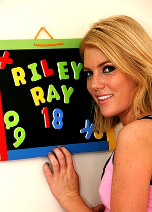 Riley Ray jpg 11