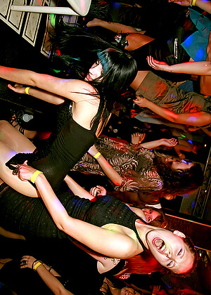 Party Hardcore Partyhardcore Model Breathtaking Party Xxx Foto jpg 6